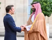 Macron vira alvo de críticas ao receber príncipe s