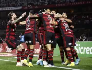 Flamengo abre boa vantagem contra o São Paulo e fi