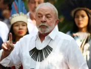 Lula busca atrair eleitores antibolsonaritas de Ci