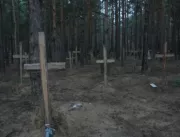 Guerra na Ucrânia: as centenas de covas encontrada
