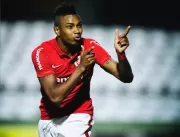 Flamengo anuncia a contratação do atacante Vitinho