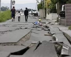 Terremoto de 6,4 de magnitude atinge fronteira ent