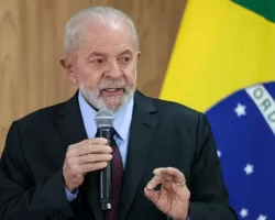 Lula adia viagem ao Chile em razão da crise no Rio