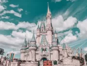 China retém turistas na Disney de Xangai para cont