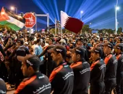 Fan Fest em Doha tem momentos de caos antes da abe