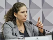 Esther Dweck assume Ministério da Gestão, critica 