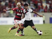 Briga generalizada entre torcidas de Flamengo e Va
