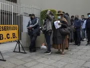 Dólares evaporam na Bolívia: cidadãos enfrentam fi