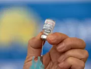 Vacinação bivalente contra covid-19 supera 9 milhõ
