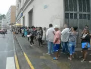 Bloqueio do Bolsa Família provoca filas em Salvado