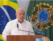 Lula sanciona reajuste de 9% para servidores e diz