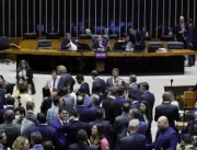Câmara derruba decreto de Lula sobre saneamento e 