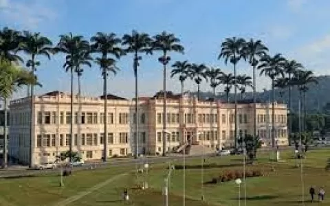 Edital da Universidade Federal de Goiás tem 85 vag