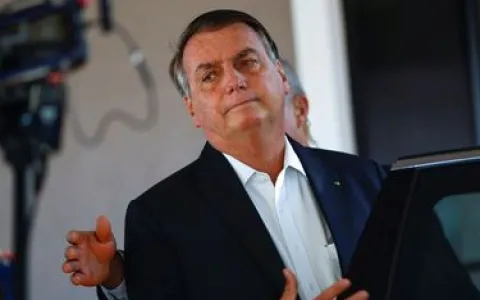 Bolsonaro recebeu R$ 17,2 milhões via Pix no primeiro semestre, aponta relatório do Coaf