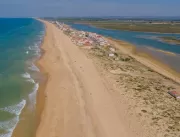 Praias do Algarve, no sul de Portugal, atraem bala