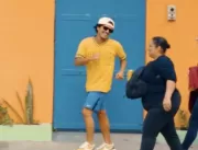 Bruno Mars se despede do Brasil em vídeo comemorat