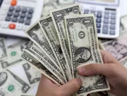 Bolsa abre em alta e dólar cai em dia de decisões 