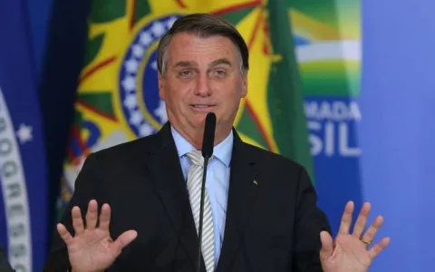 Após nova derrota no TSE, Bolsonaro cumpre agenda 