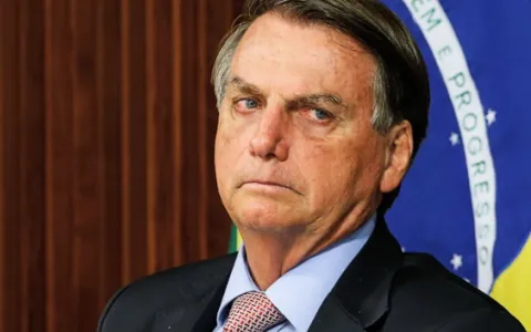 Bolsonaro já acumula mais de R$ 1 milhão em multas na justiça