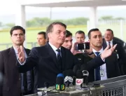 Bolsonaro diz que não assinou ainda indulto, mas q