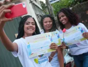 RioSolidario promove feira em Belford Roxo para alunas do projeto Empreendedora do Amanhã