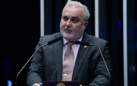 Presidente da Petrobras explica proposta da empres