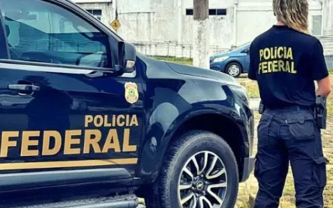 Bebê traficada do Brasil é resgatada pela polícia 