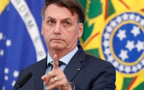 Governo Bolsonaro gasta valor bilionário em apoio 
