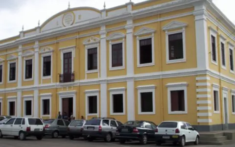 Prefeitura baiana abre 120 vagas com salários de até R$ 3,1 mil