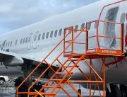 United Airlines diz que inspeção encontrou parafus