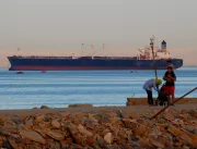 Conflito no mar Vermelho e seca no Panamá dão nó no transporte marítimo e podem afetar o Brasil