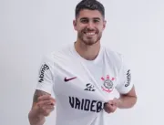  Corinthians anuncia contratação de centroavante e