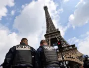 Greve fecha torre Eiffel em Paris e deixa turistas