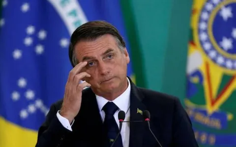 Traição? Deputados do partido de Bolsonaro não assinam impeachment de Lula
