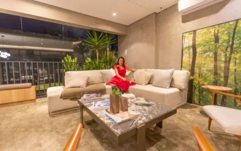 Corretora de imóveis, Rafaella Medina Del Debbio comenta sobre os condomínios de luxo no bairro do Itaim Bibi
