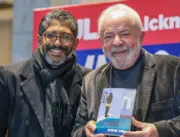 Governo Lula é criticado por livro erótico aprovado durante mandato de Bolsonaro