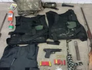 Quadrilha perde arma, munições e drogas na Região Metropolitana de Salvador