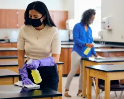 Limpeza Terceirizada nas Instituições de Ensino: O Segredo para um Ambiente de Estudo Ideal