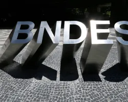 BNDES firma acordo de R$ 1 bi com agência francesa para financiar projetos verdes