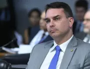 Flávio Bolsonaro financiou prédios ilegais da milí