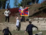 Protesto por Tibete marca acendimento da tocha dos