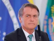 Bolsonaro é levado para hospital ao chegar em São 
