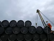 Petróleo chega perto de US$ 140 com temores de pro