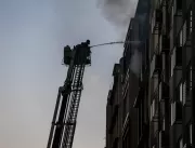 Demolição de prédio que pegou fogo na 25 de Março 