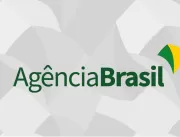 Prédio irregular feito por milícias no Rio começa 