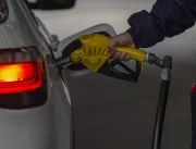 Preço da gasolina cai 12% nas bombas em agosto, di