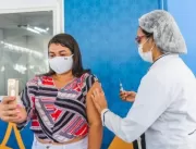 Prefeito JHC anuncia novo calendário de vacinação 