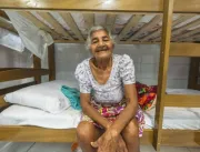 Idosa de 75 anos é resgatada pela Defesa Civil de 