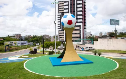Prefeitura faz homenagem à seleção brasileira com 