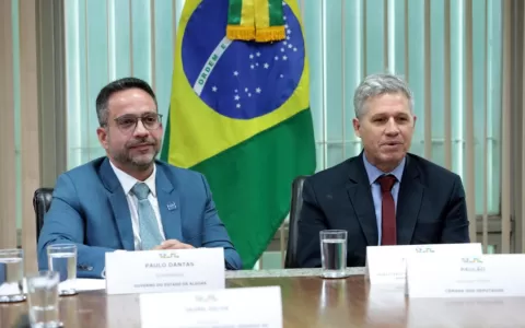 Paulo Dantas vai ao Ministério da Agricultura trat